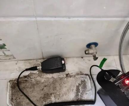 镇海屋顶漏水维修公司分享下卫生间漏水的危害及解决方法